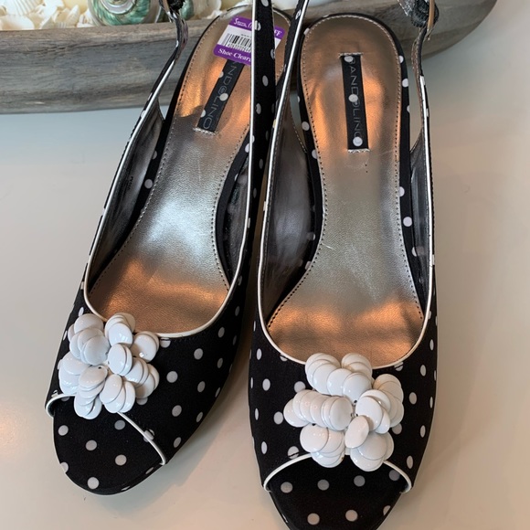 NWT Bandolino 9.5M Paska Open Toe Slingback shoes In Black/White polka dot - Picture 4 of 6
